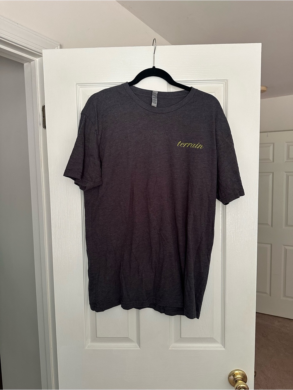 Terrain uni-sex staff shirt size XL Short-Sleeve Crewneck - Charcoal